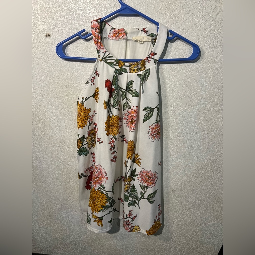 Floral sleeveless blouse
